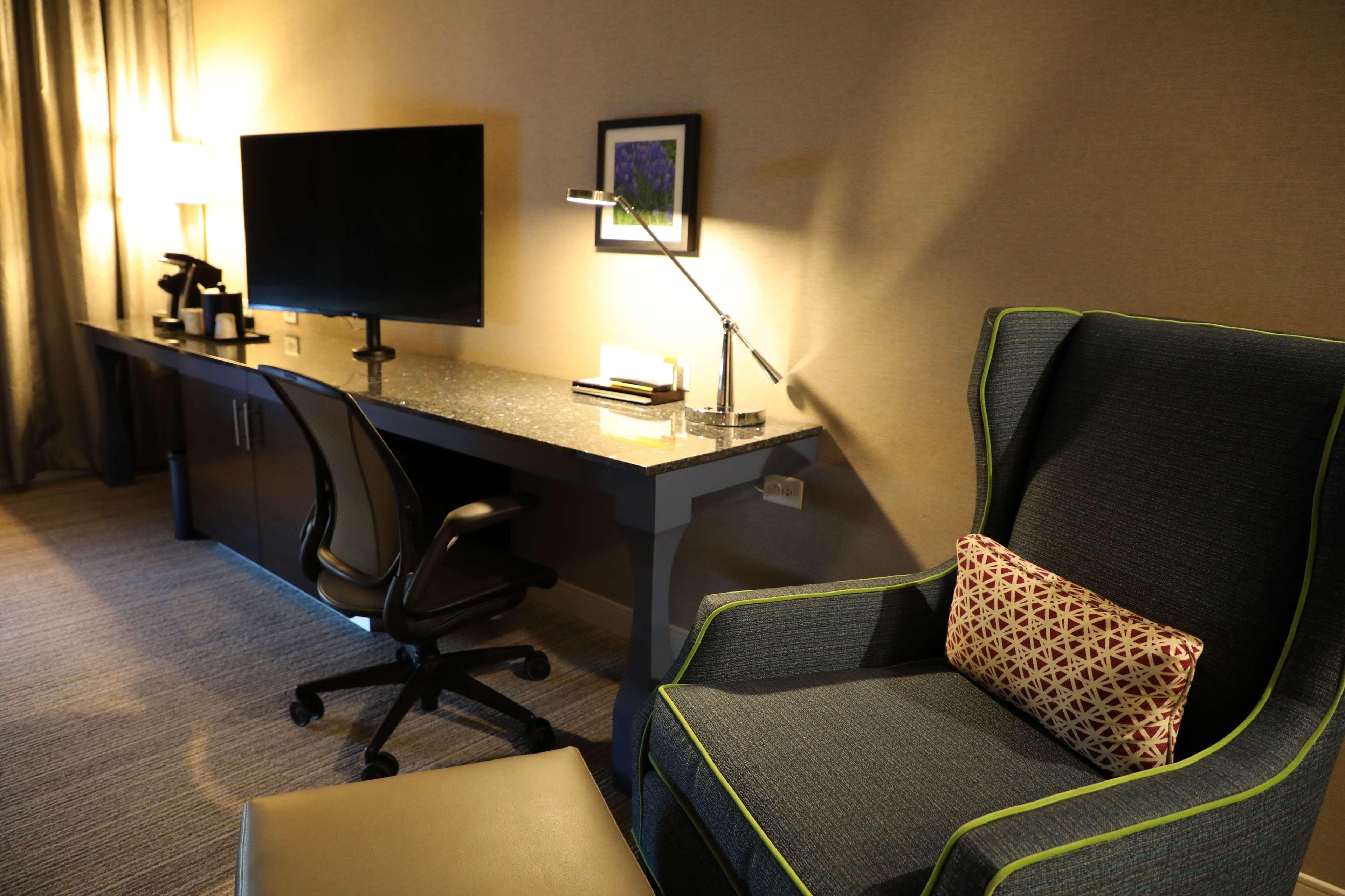 Hilton Garden Inn Austin Airport Exteriör bild
