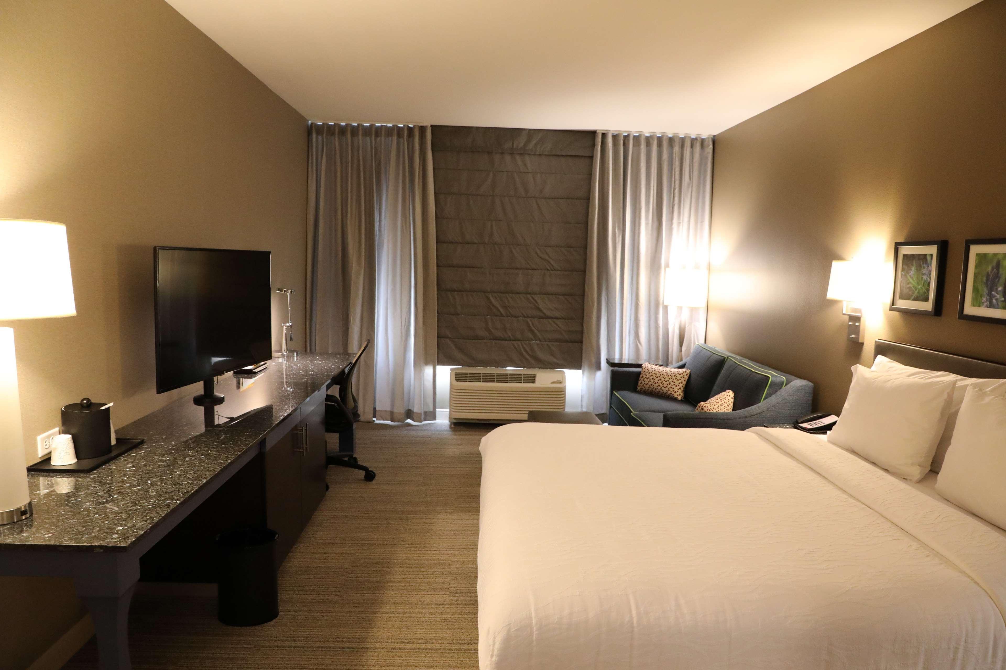 Hilton Garden Inn Austin Airport Exteriör bild