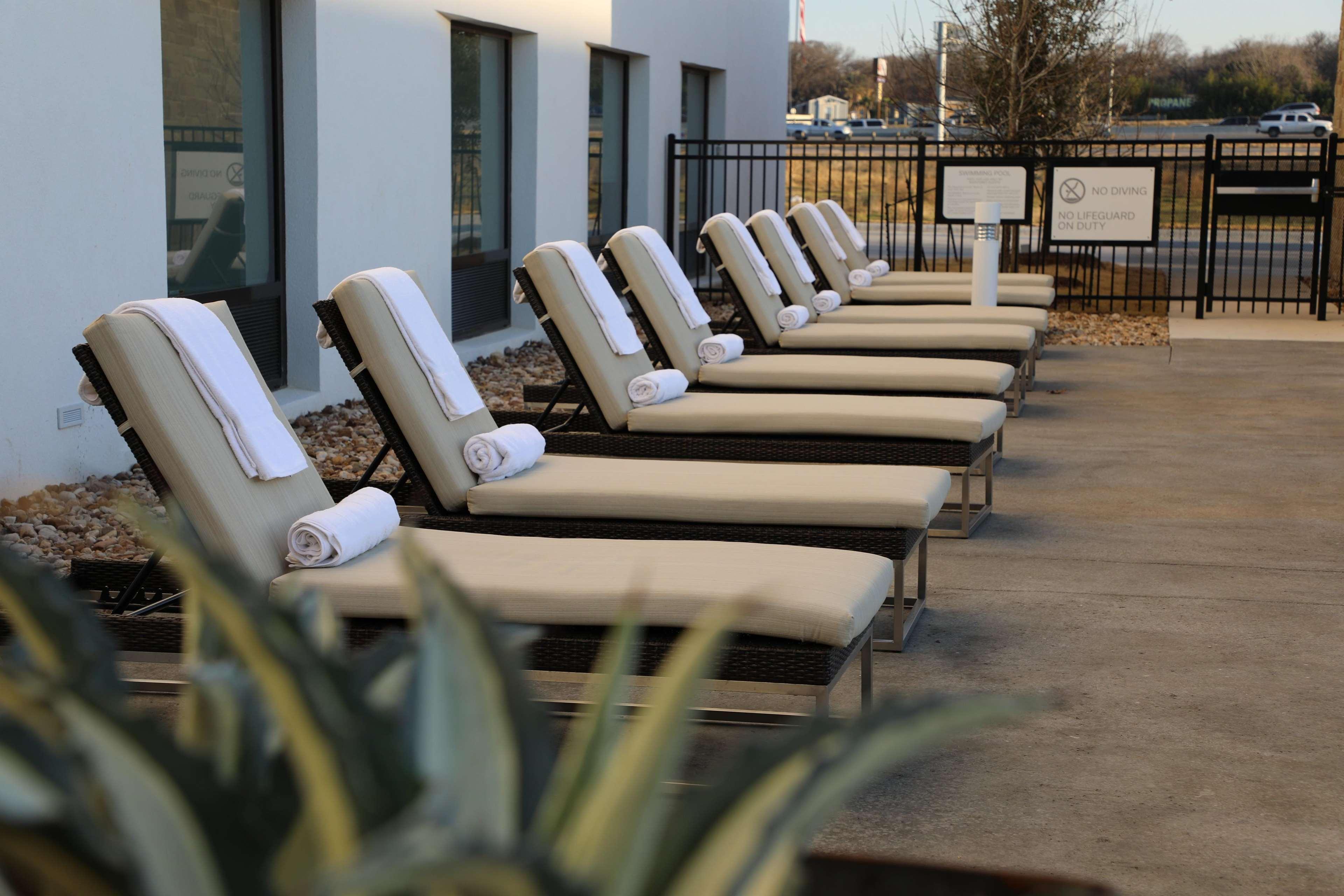 Hilton Garden Inn Austin Airport Exteriör bild