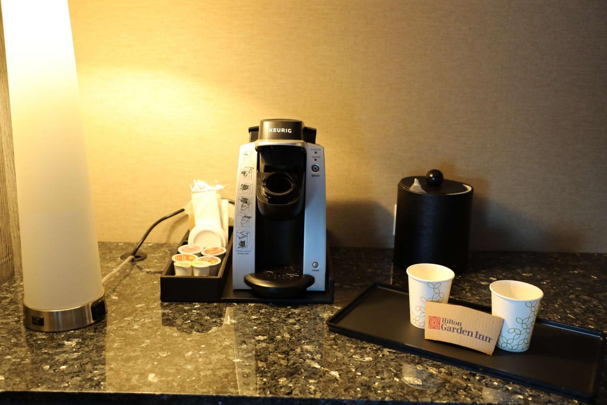 Hilton Garden Inn Austin Airport Exteriör bild