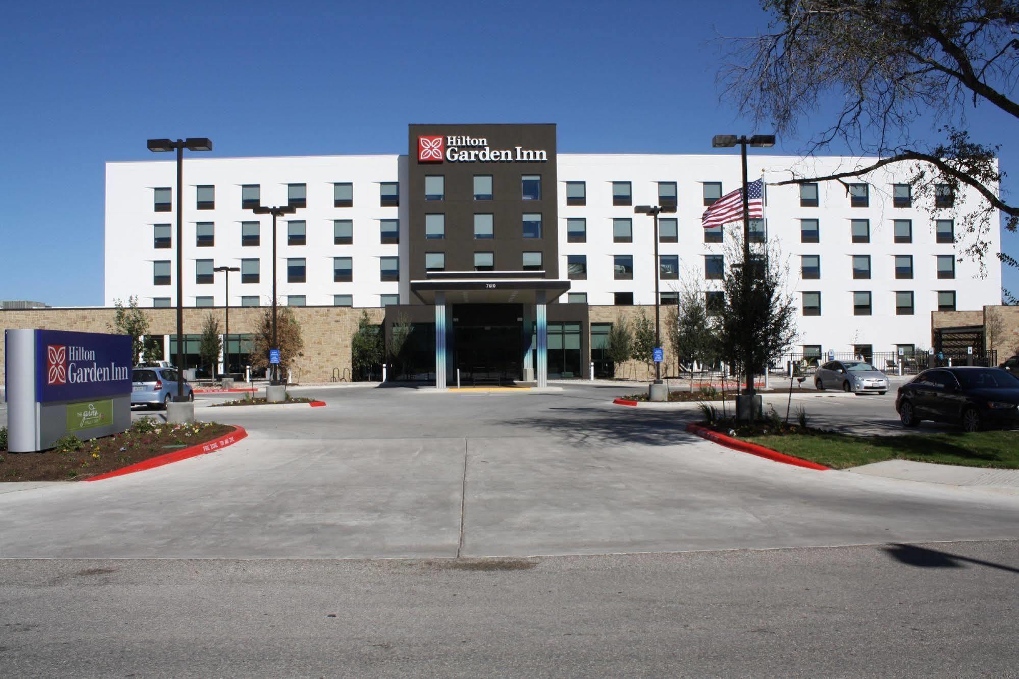 Hilton Garden Inn Austin Airport Exteriör bild